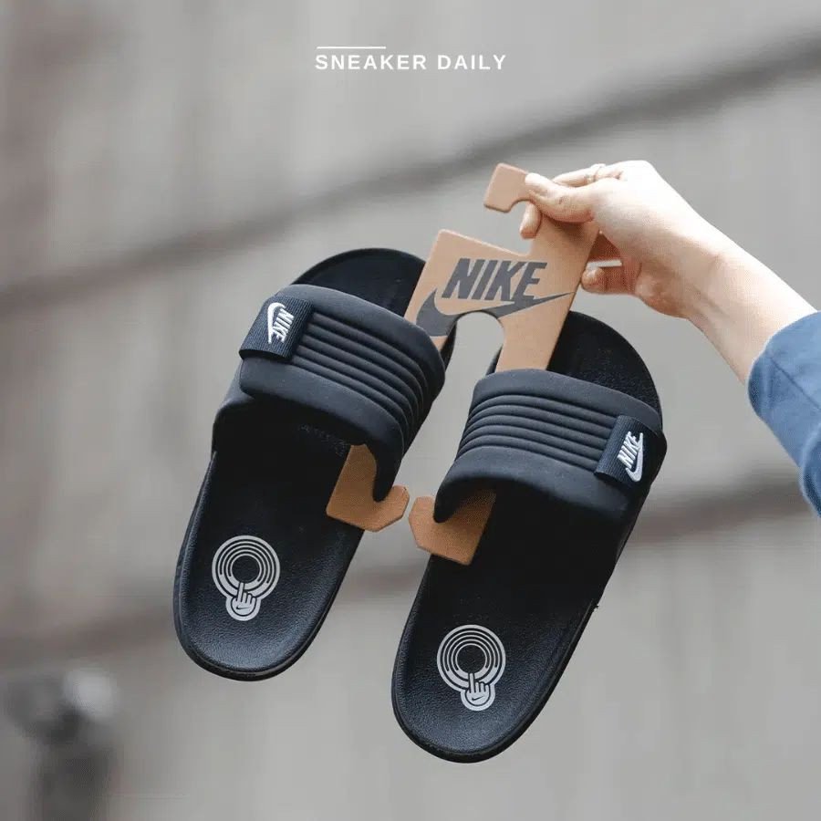 NIKE OFFCOURT ADJUST SLIDE