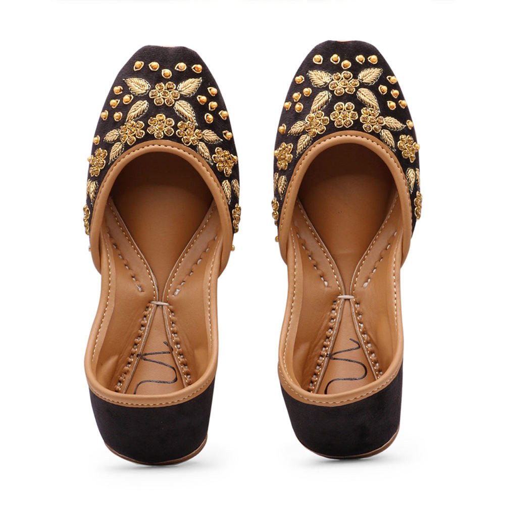 Multi Colored Women's Khussa Shoes Professional Manufacture Lightweight Punjabi Khussa Jutti Wedding Wear for Woman
