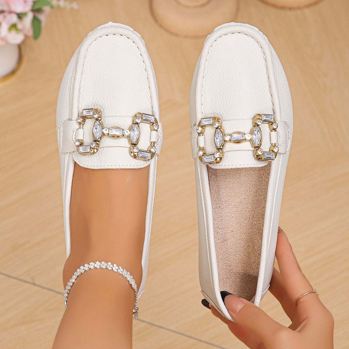 2025 New Korean Fashion Metal Chain Flat Bottom Round Head One Step Women's Single Shoes