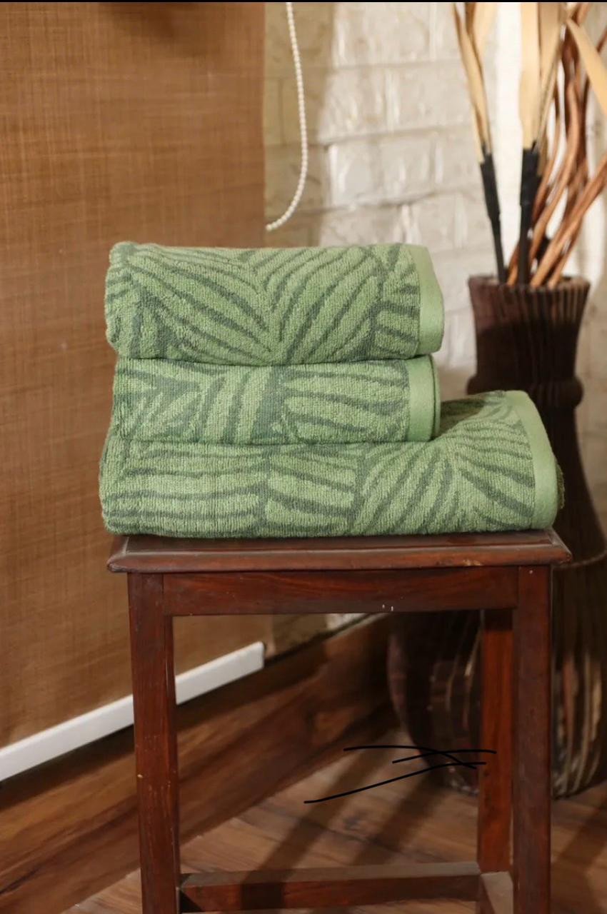 Premium 100% Cotton Towel Set of 3 - Ultra-Soft, Highly Absorbent, and Durable - Perfect for Home and Spa Use