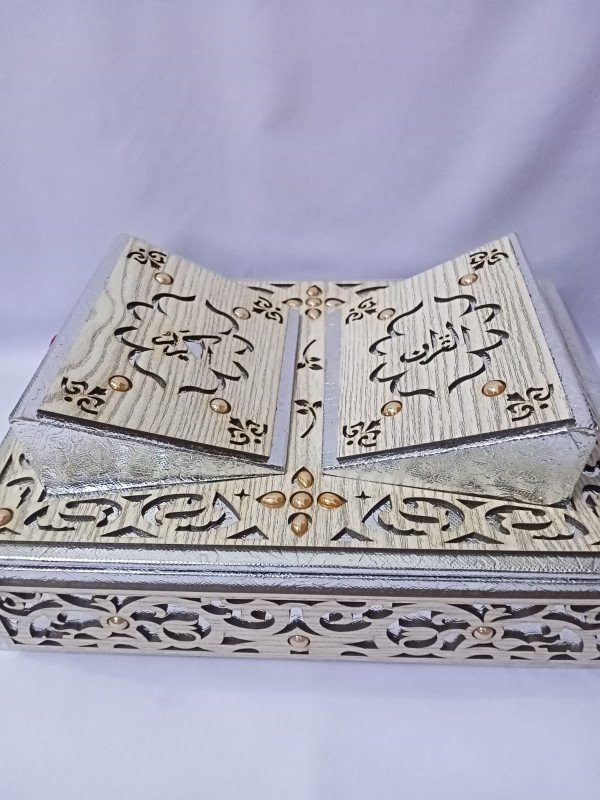 Quran Pak Fancy Wooden Box with Rahal - Quran Rehal with Stand for Reading / Fancy Quran Box, Beautiful Wooden Artwork, Attractive Design, High-Quality Material, Elegant and Durable Quran Box for Home